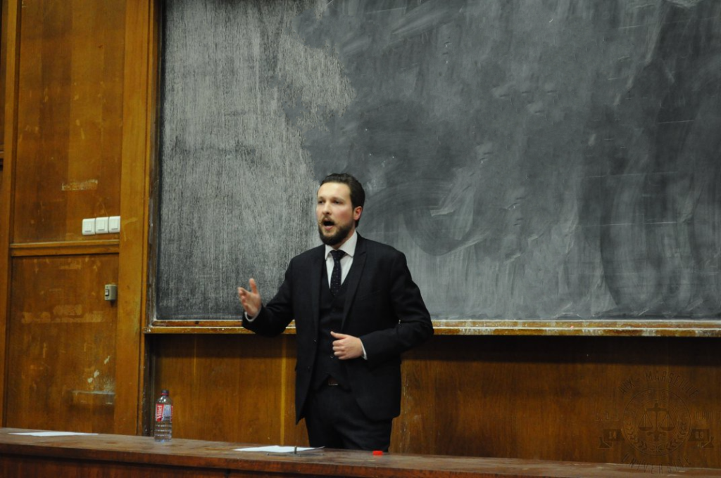 Jean-Corentin Poisson lors d’un concours d’éloquence